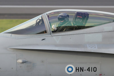 F18C_HN410_PIKLarge1.jpg