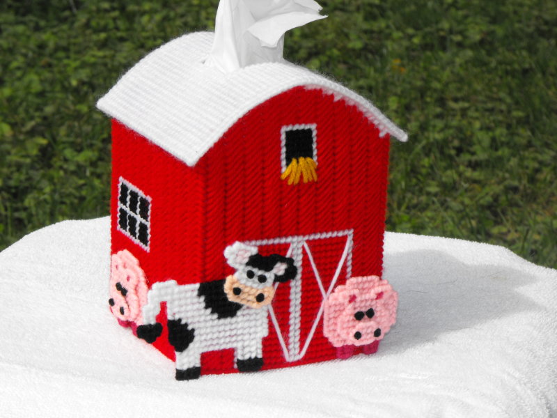Barn with Cow & 2 Pigs