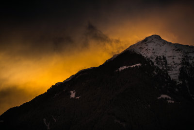 Il Monte Storile al tramonto. 