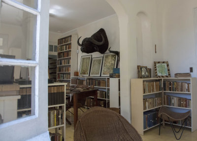 2N9A9043 Hemingway House.jpg