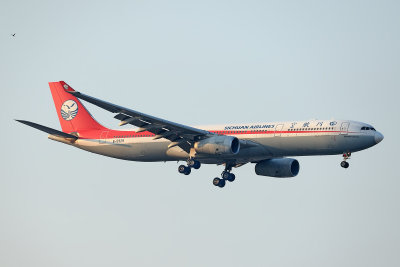 Sichuan Airlines Airbus A330-300