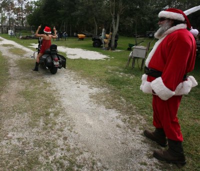 Santa 1008.jpg