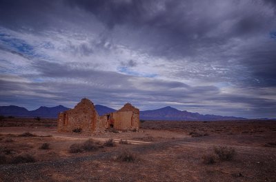 Ruins along the outback Highway