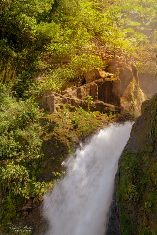 Waterfall at La Paz park