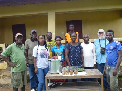 Nunu Farm group shot