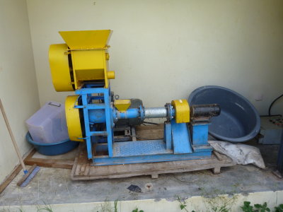 Mozambique - Pelleting machine for making fish food