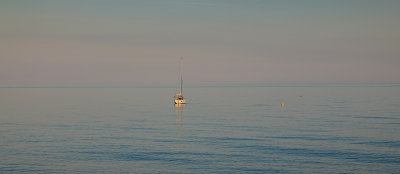 Yacht at sea - Sunset @ Budleigh Salterton