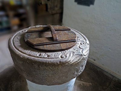 Very old baptismal font 0065