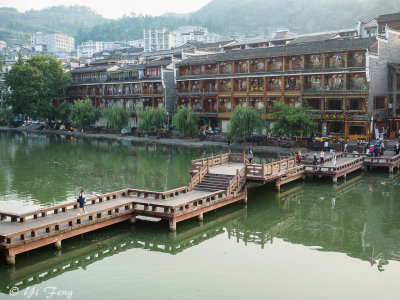 Zhangjiajie 张家界 ， Fenghuang 凤凰