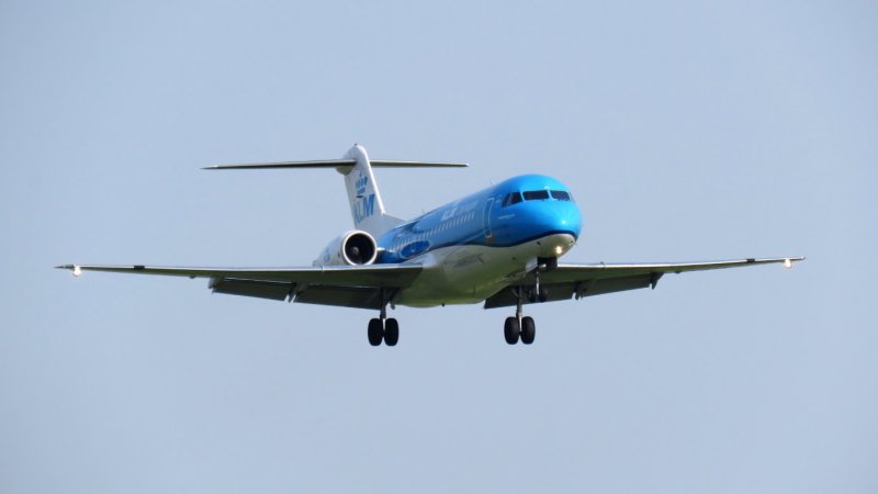 PH-KZS KLM Cityhopper Fokker F70