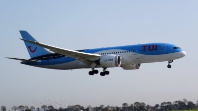PH-TFL TUI Airlines Netherlands Boeing 787-8 Dreamliner 