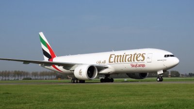 A6-EFS Emirates Boeing 777-F1H - IMG_2372 (1).jpg