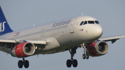 OY-KAM SAS Scandinavian Airlines Airbus A320-232