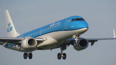 PH-EZN KLM Cityhopper Embraer ERJ-190