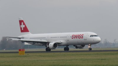 HB-IOK Swiss Airbus A321-111
