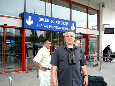 ME AT ADANA  AIRPORT. TURKEY . 10 / 5 / 2007