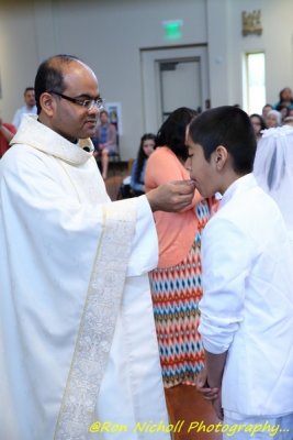 OLG_1stCommunion_1130_21May2017_0048_0114 [1024 x 768 y] [800 x 600 Pb].JPG