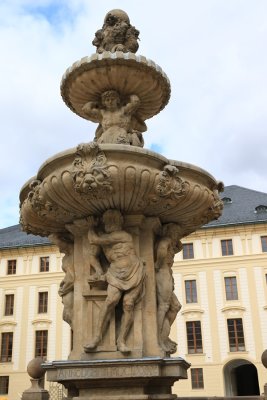 Kohl Fountain 