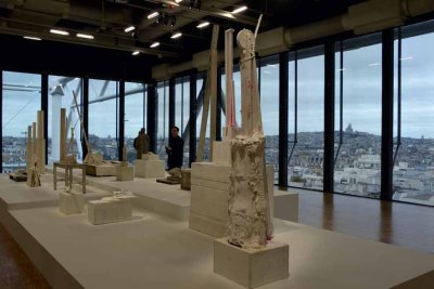 Cy Twombly's sculpture - 5608