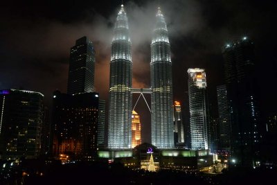 Petronas Twin Towers - 4675