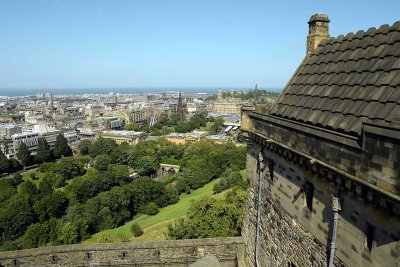 Edinburgh seen from Edinburgh Castle - 4758