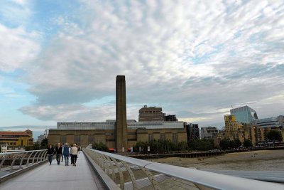 Tate Modern seen from Millenium Bridge - 6800
