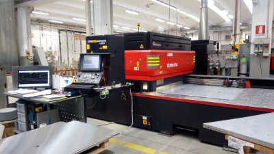  intagliatrice laser CO2 a Morbegno acciaio inox ferro alluminio