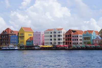 Curacao's amazing colors