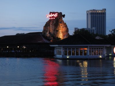 Rainforest Cafe and Captain Jack's