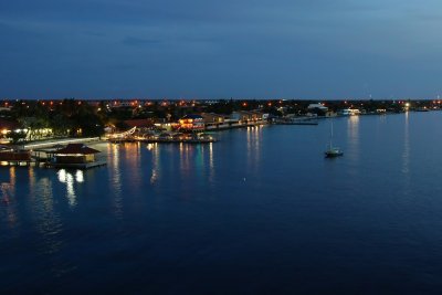 Kralendijk at night