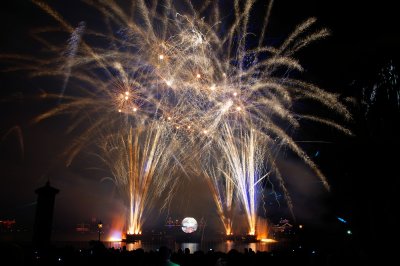 Illuminations show