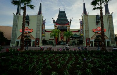 Chinese theater and new garden plants