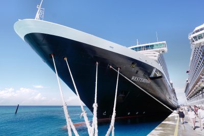 Westerdam at Grand Turk pier