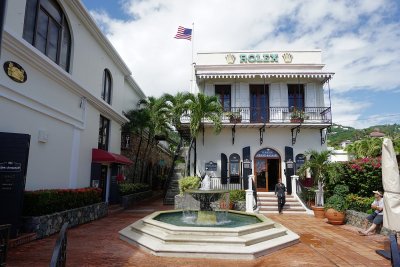 Charlotte Amalie courtyard