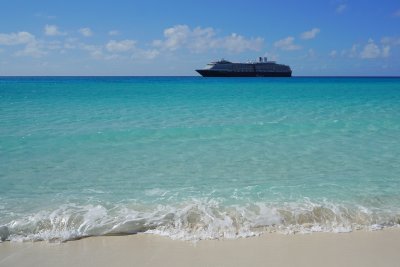 Impossible water in Half Moon Cay