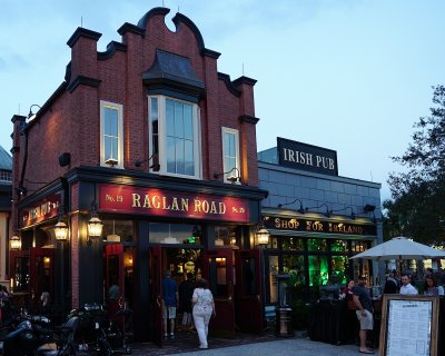 Raglan Road at dusk