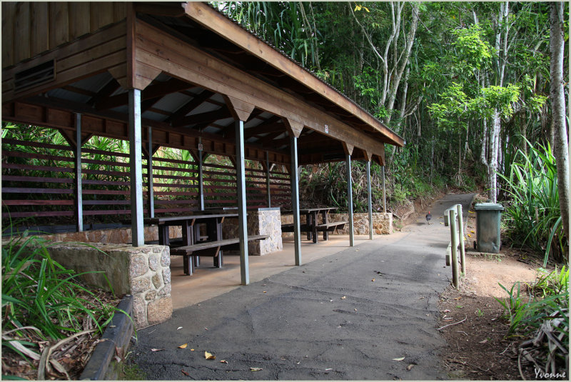 Picnic shelter