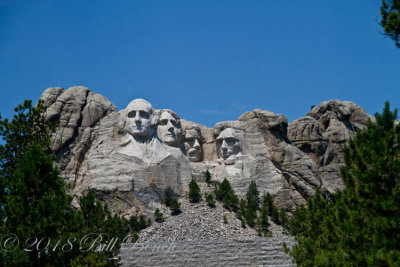mt_rushmore_and_devils_tower