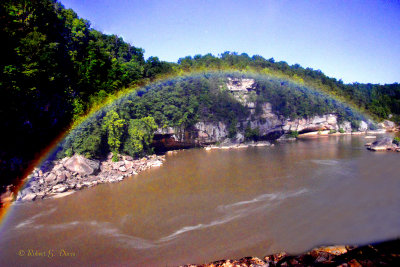 THE AWESOME MOONBOW at CUMBERLAND FALLS STATE PARK