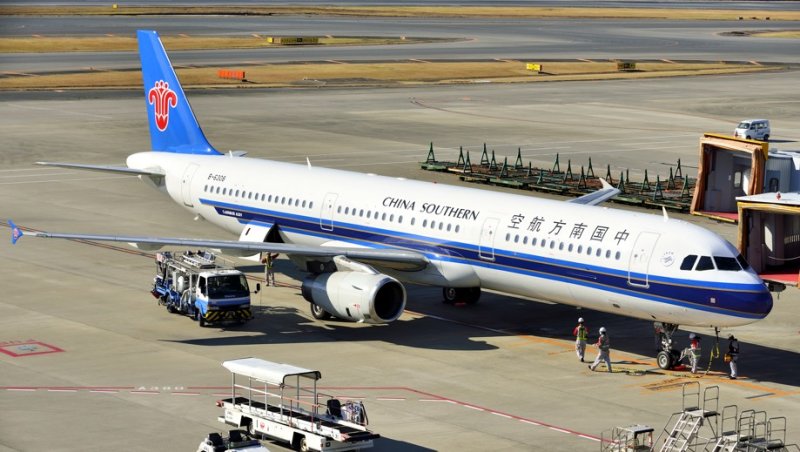 China Southern A321, B-6308, On The Most Efficient Airport