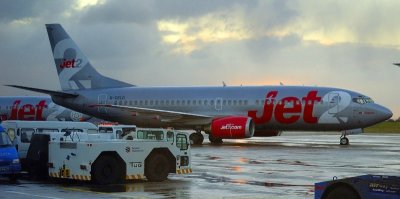 Jet2 Boeing 737/300, G-CELD