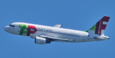 TAP A319, CS-TTD, Turning