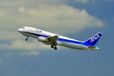 ANA's A320, JA8392
