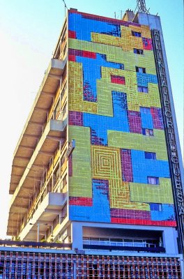 Colonial Architecture of the 60's-70's