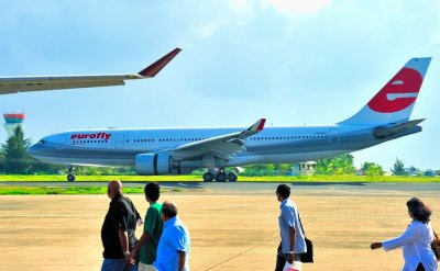 Eurofly A330-200, I-EEZB, Sudden Landing