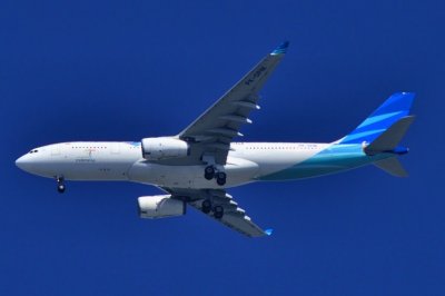 Garuda A330-200, PK-GPM,  On Approach