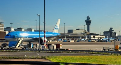 EHAM City Hopper Stands With KLM's New B-777-200 PH-BQC