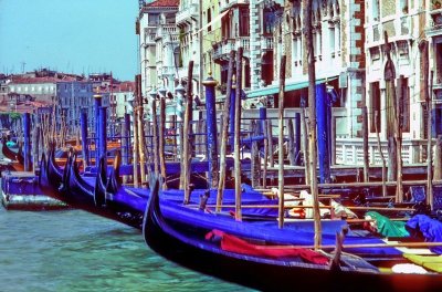 Gondolas Parking at Grand Cannale