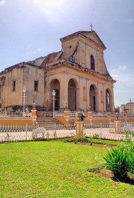 Santisima Trinidad Mannerist Church: Where Did The Saints Go?