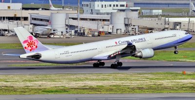 China Airlines A330-300, B-18353, Nose Up